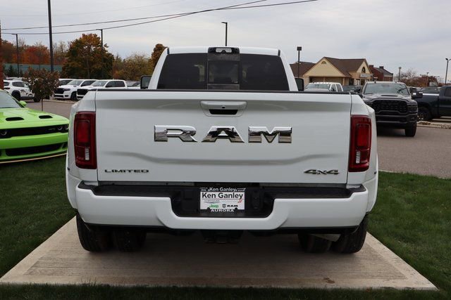Used 2025 RAM 3500 Limited w/ Max Tow Package image 39