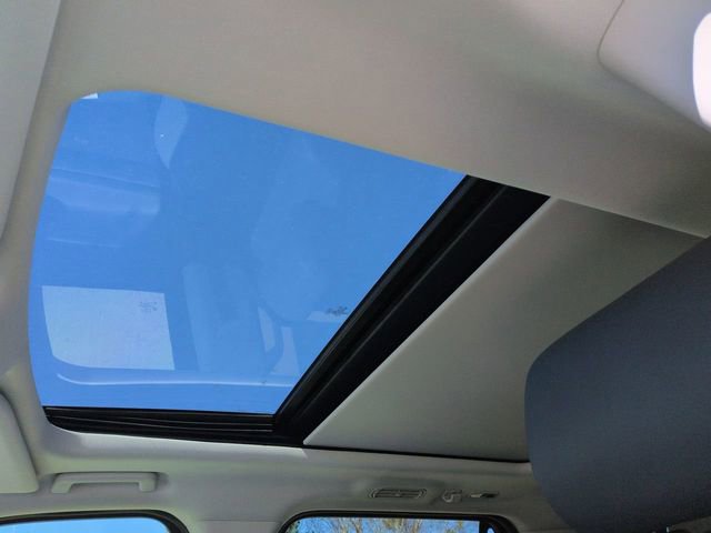 New 2026 Ford Expedition Active image 21