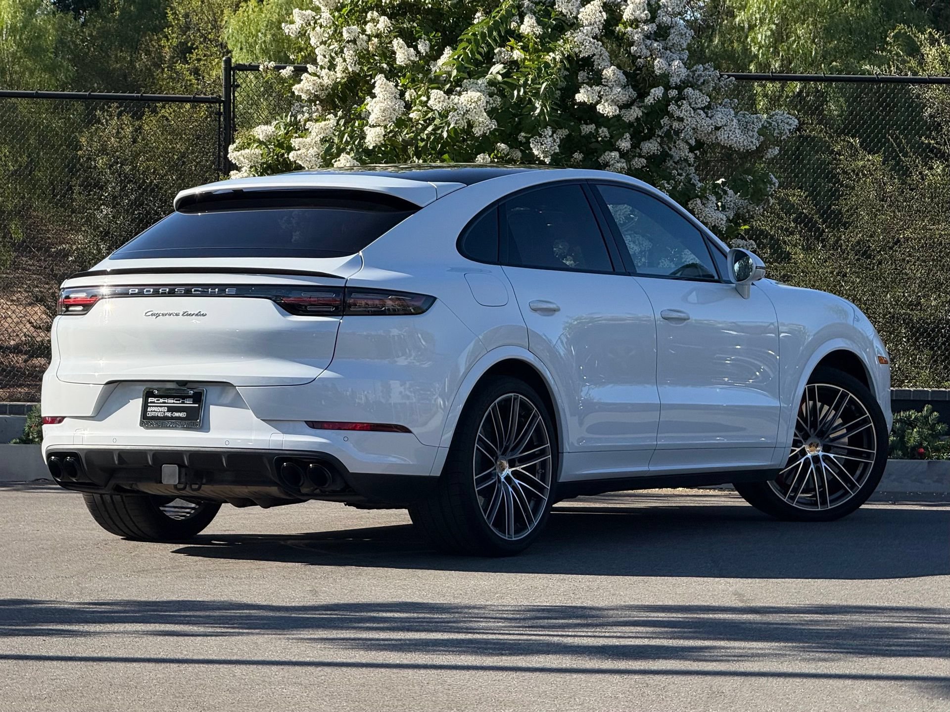 Used 2023 Porsche Cayenne Turbo AWD/4WD image 7