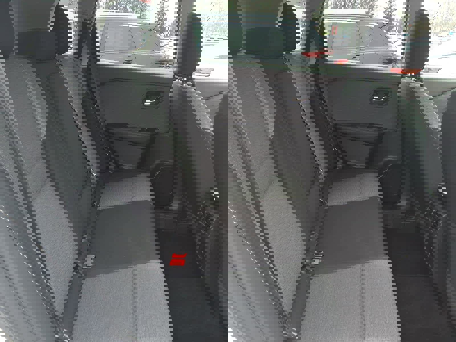 Used 2023 Nissan Rogue SV image 22