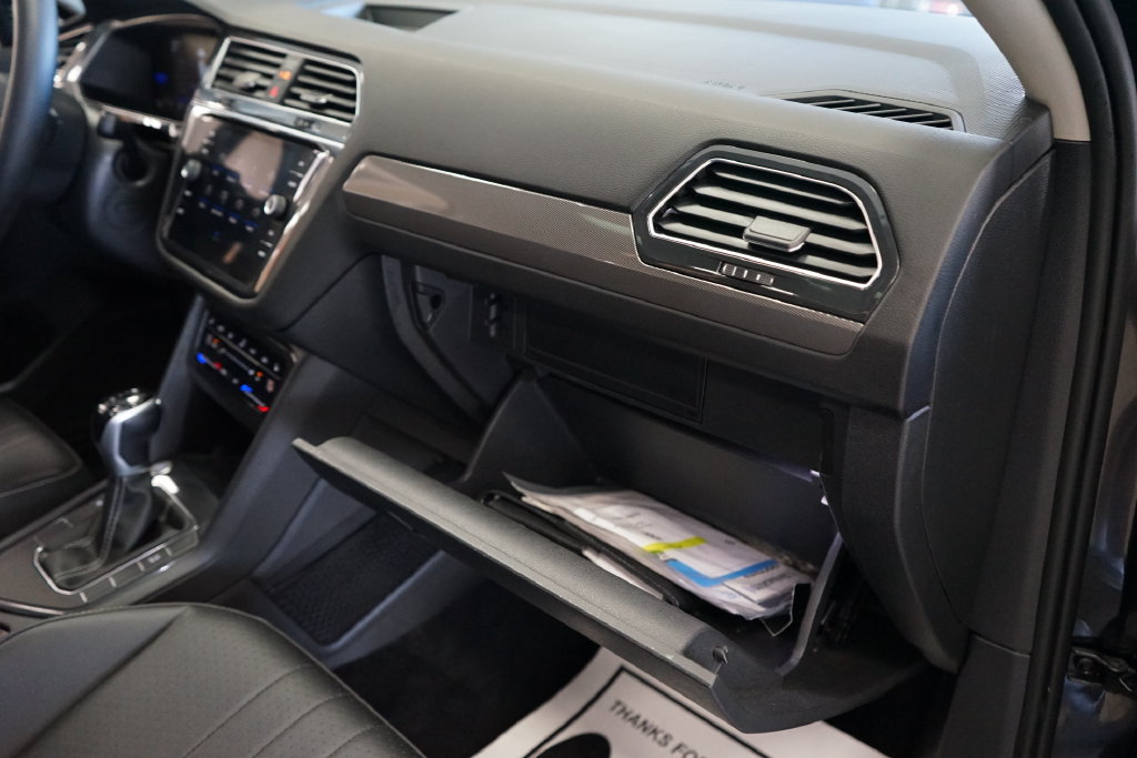 Used 2022 Volkswagen Tiguan SE FWD image 43