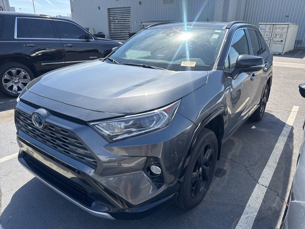 Used 2021 Toyota RAV4 XSE image 3