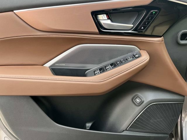 Used 2026 Acura MDX w/ Technology Package image 31