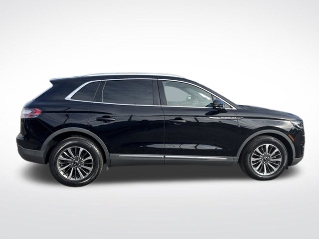 Certified 2019 Lincoln Nautilus Select AWD/4WD image 12