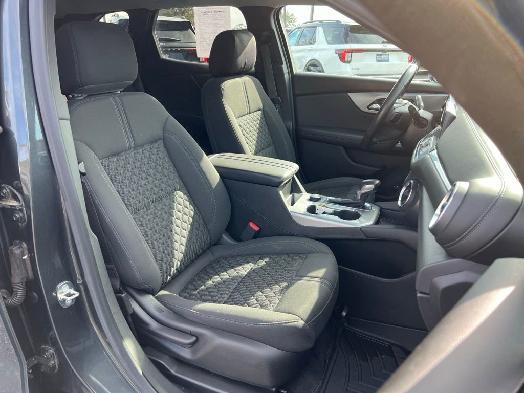Used 2020 Chevrolet Blazer LT image 24
