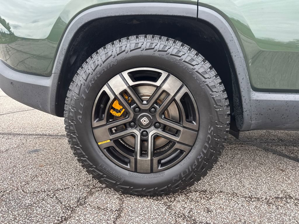 Used 2023 Rivian R1S Adventure AWD/4WD image 21