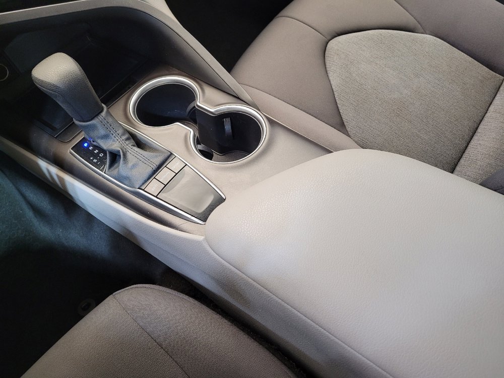 Used 2022 Toyota Camry LE image 26