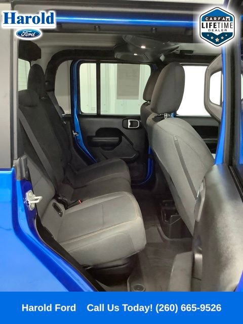 Used 2024 Jeep Gladiator Sport image 10