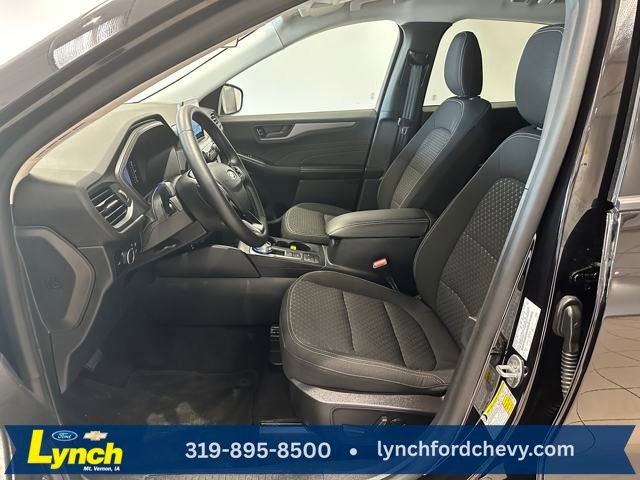 Used 2023 Ford Escape Active image 5