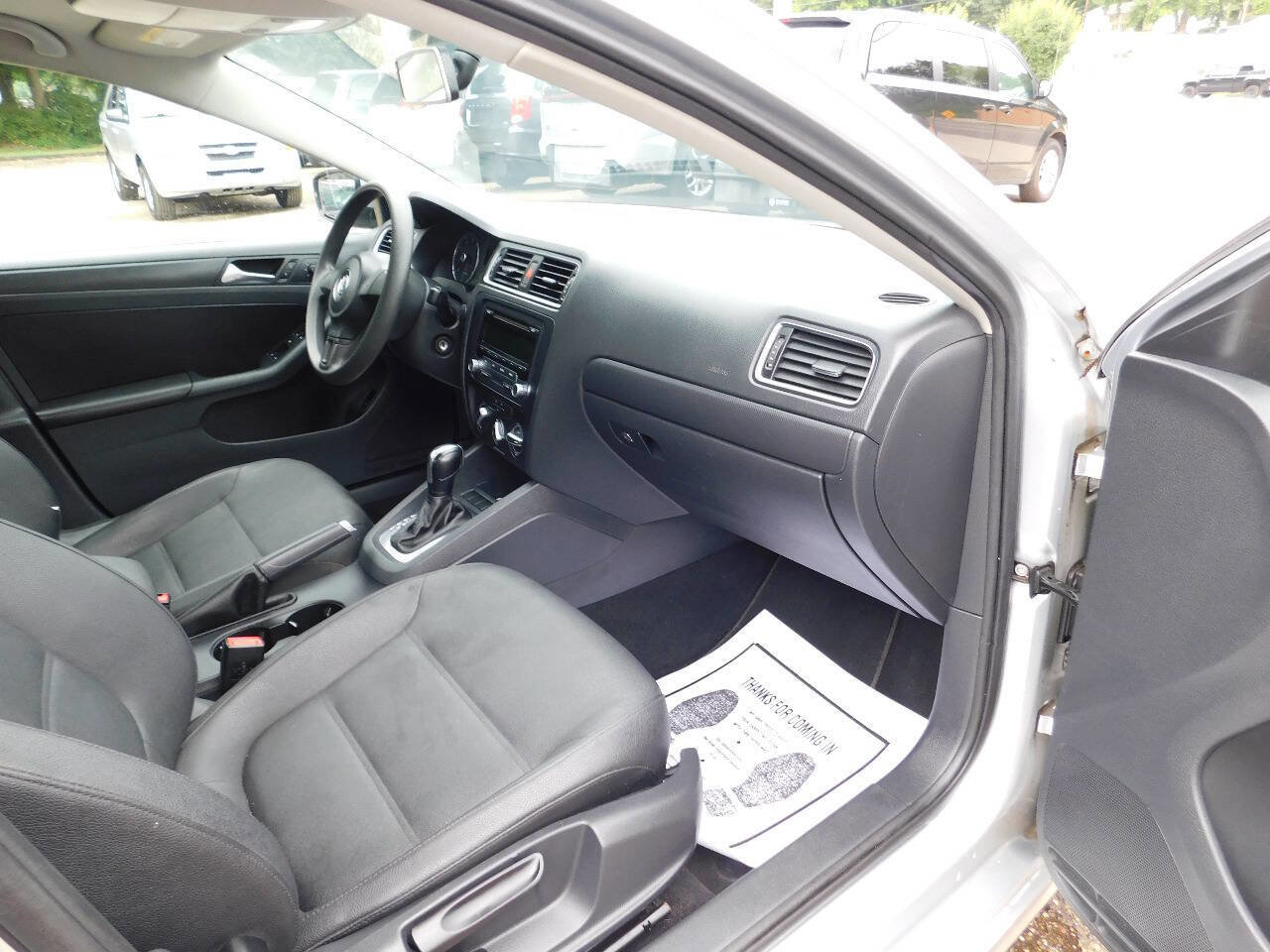 Used 2012 Volkswagen Jetta SE image 10