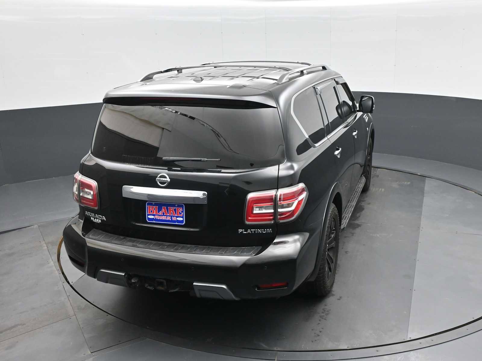 Used 2019 Nissan Armada Platinum w/ Captain's Chairs Package image 28