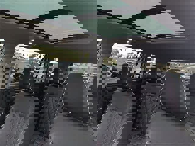 Used 2024 Volkswagen Atlas SEL Premium R-Line image 20