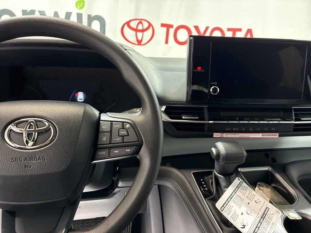 New 2026 Toyota Sienna LE image 27