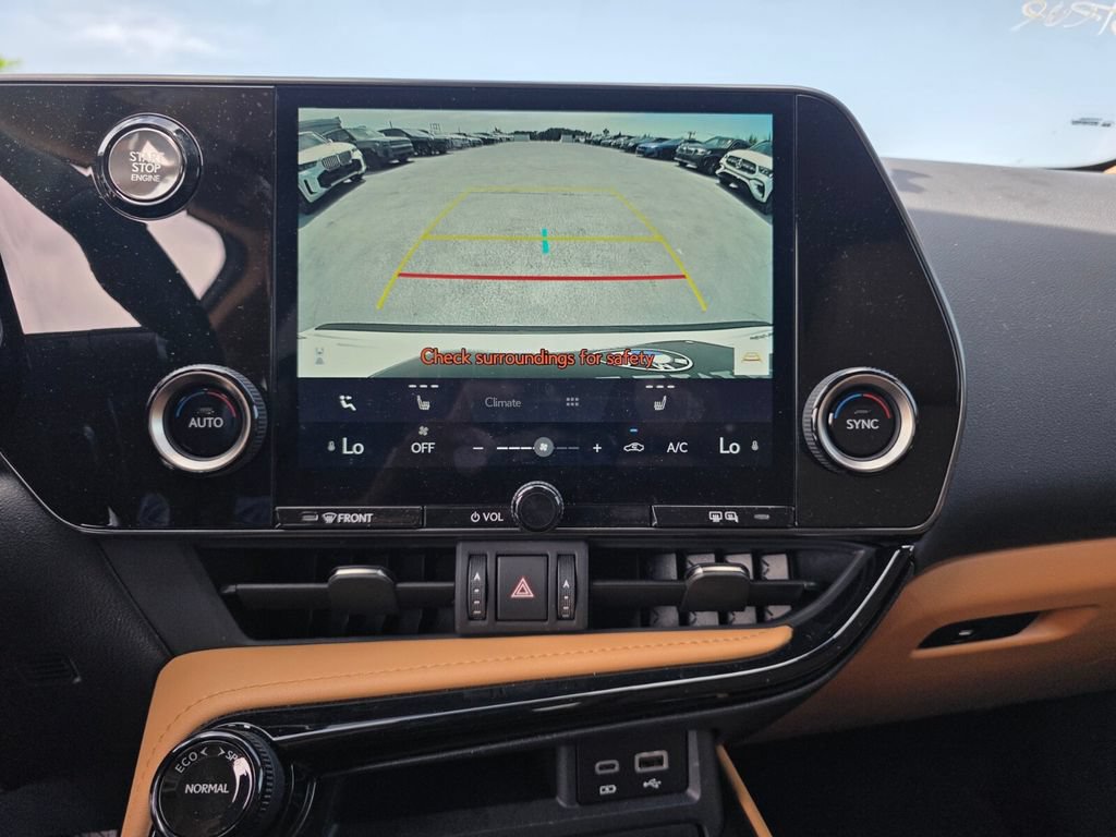 Used 2025 Lexus NX 250 FWD w/ Accessory Package (Z2) image 19