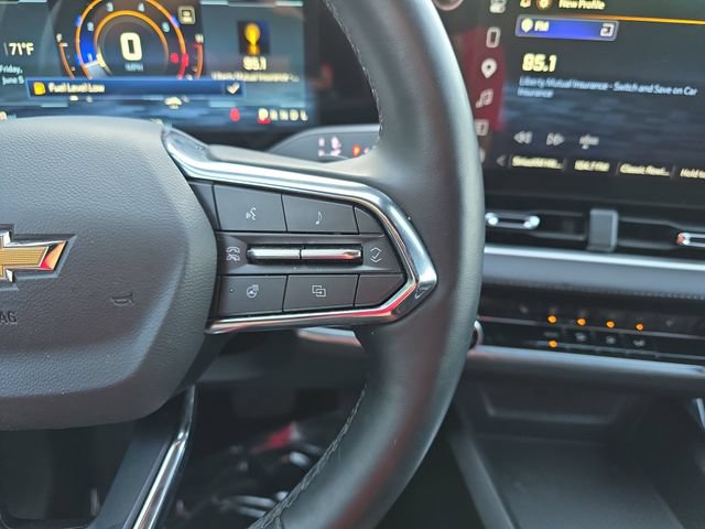 Used 2025 Chevrolet Equinox LT FWD image 22