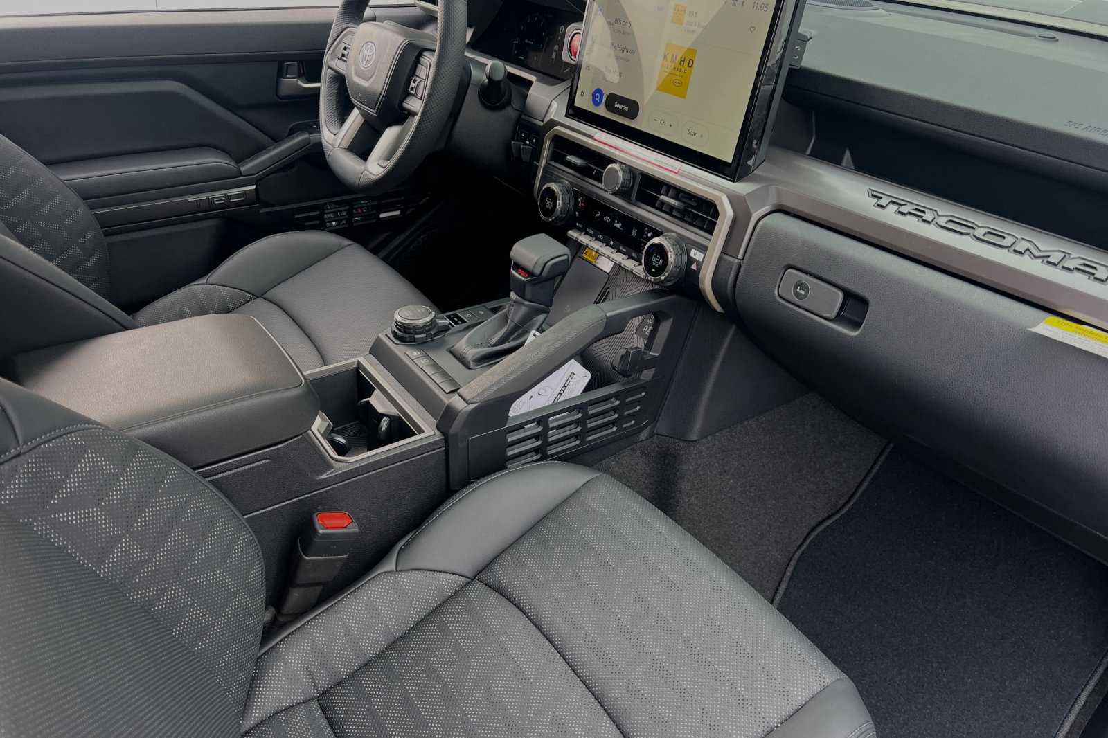 Used 2024 Toyota Tacoma TRD Sport w/ TRD Sport Premium Package AWD/4WD image 12