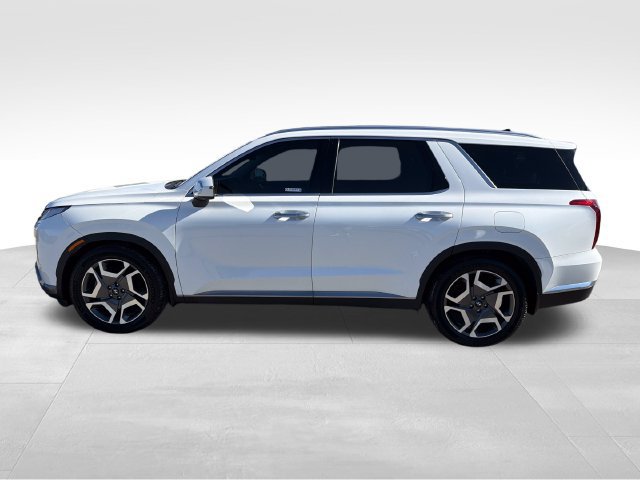 Used 2023 Hyundai Palisade Limited w/ Winter Package AWD/4WD image 4