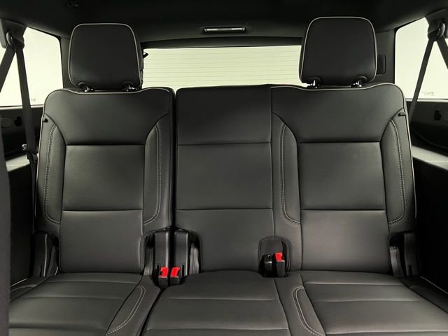 Used 2025 Chevrolet Suburban Premier AWD/4WD image 47
