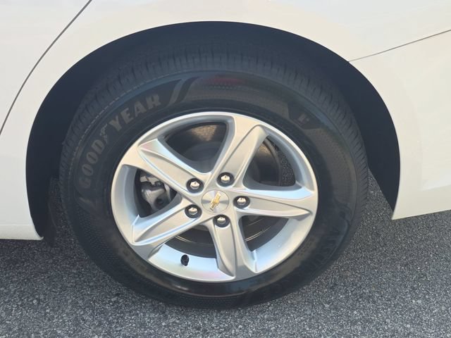 Used 2024 Chevrolet Malibu LS w/ Driver Confidence Package FWD image 32
