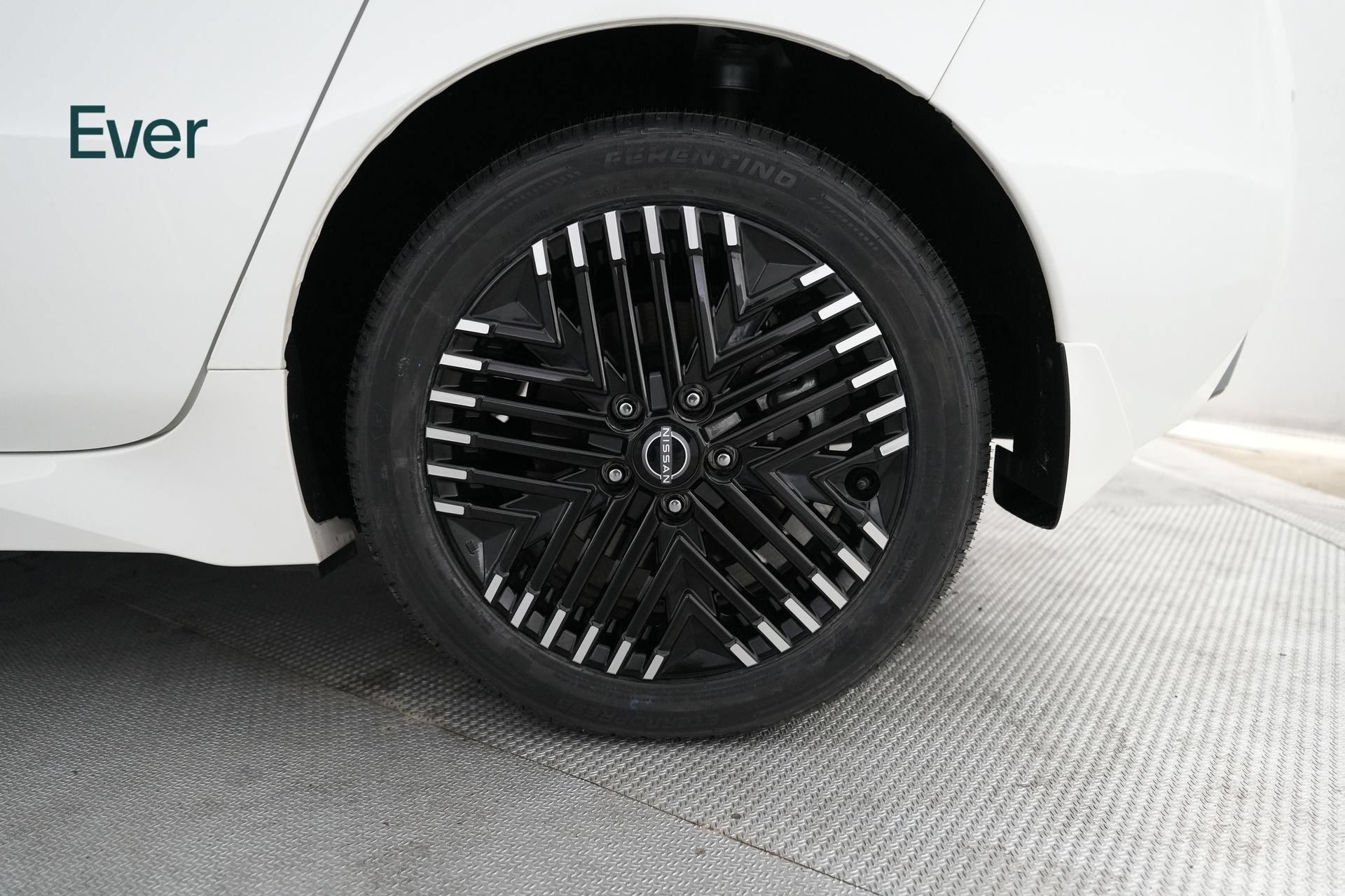 Used 2024 Nissan Leaf SV Plus FWD image 9