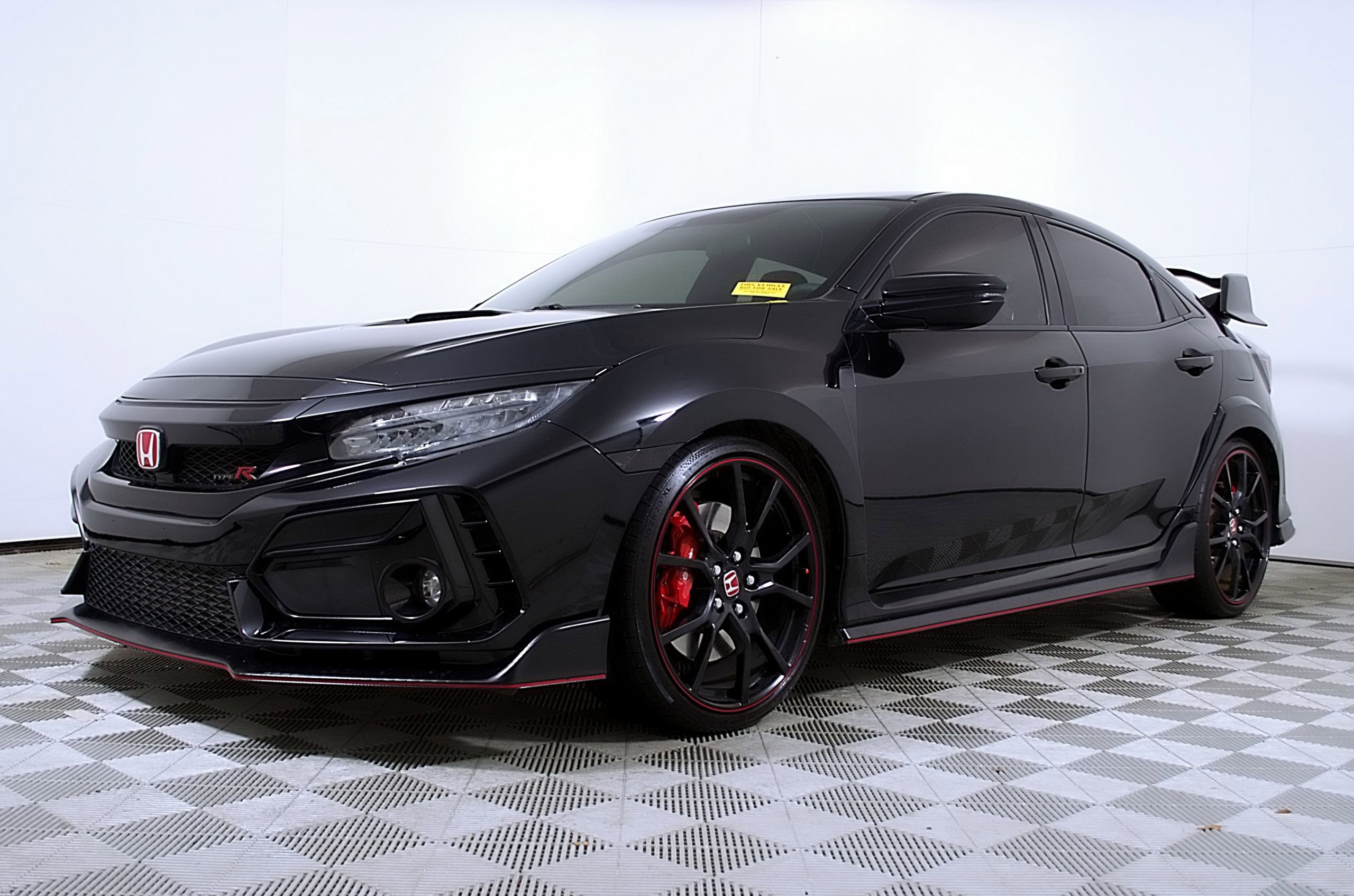 Used 2021 Honda Civic Type R image 2