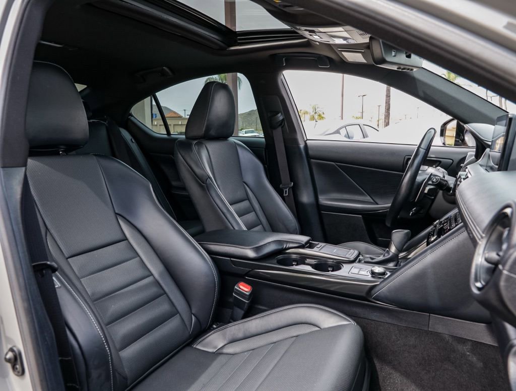 Used 2024 Lexus IS 350 F Sport RWD image 19