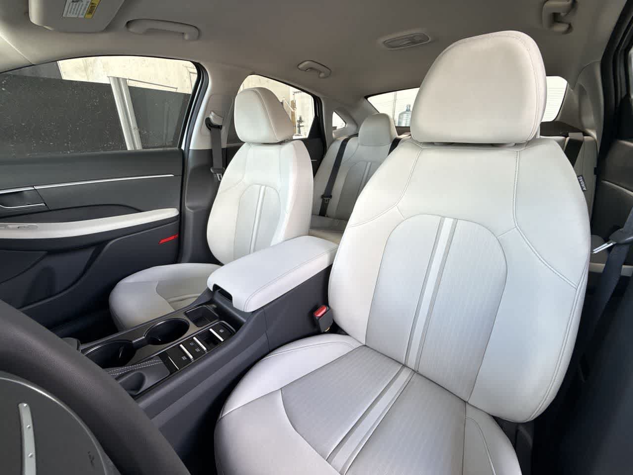 New 2026 Hyundai Sonata SE FWD image 14