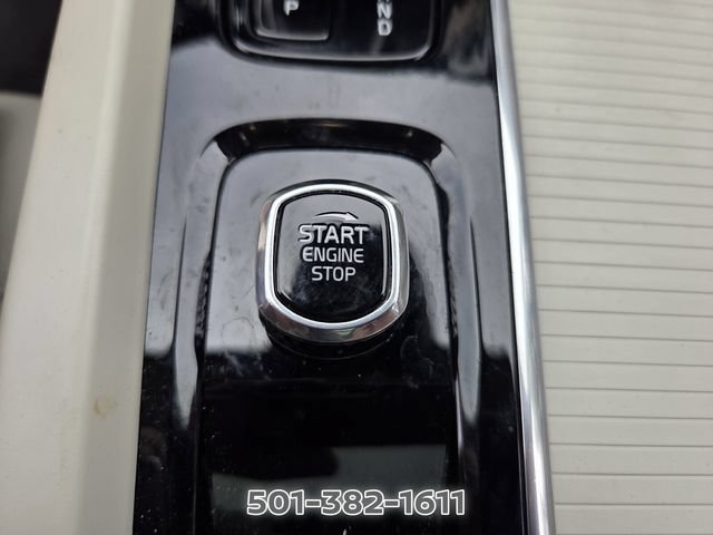 Used 2024 Volvo XC60 B5 Core AWD/4WD image 24