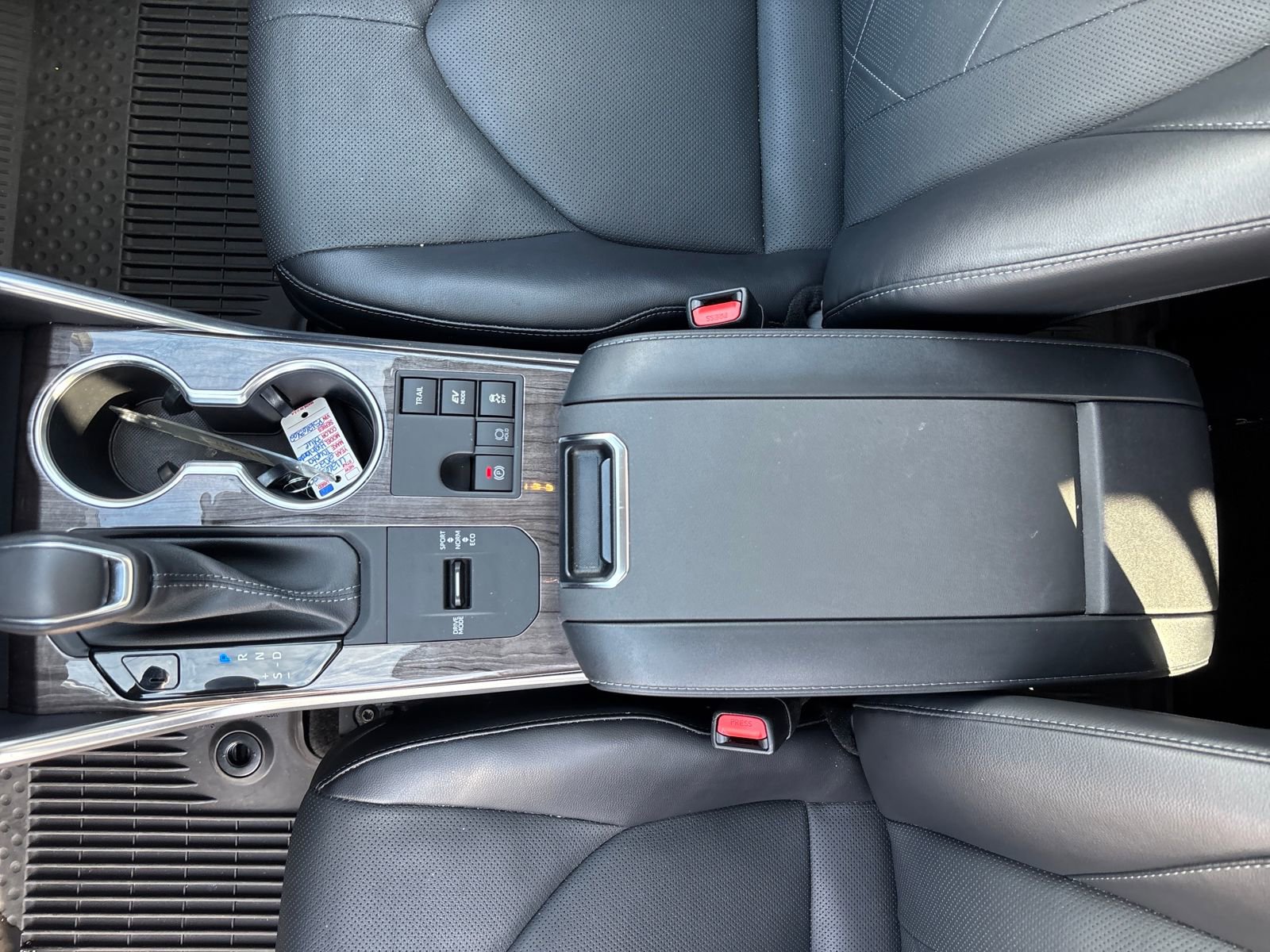 Used 2023 Toyota Highlander Platinum image 27