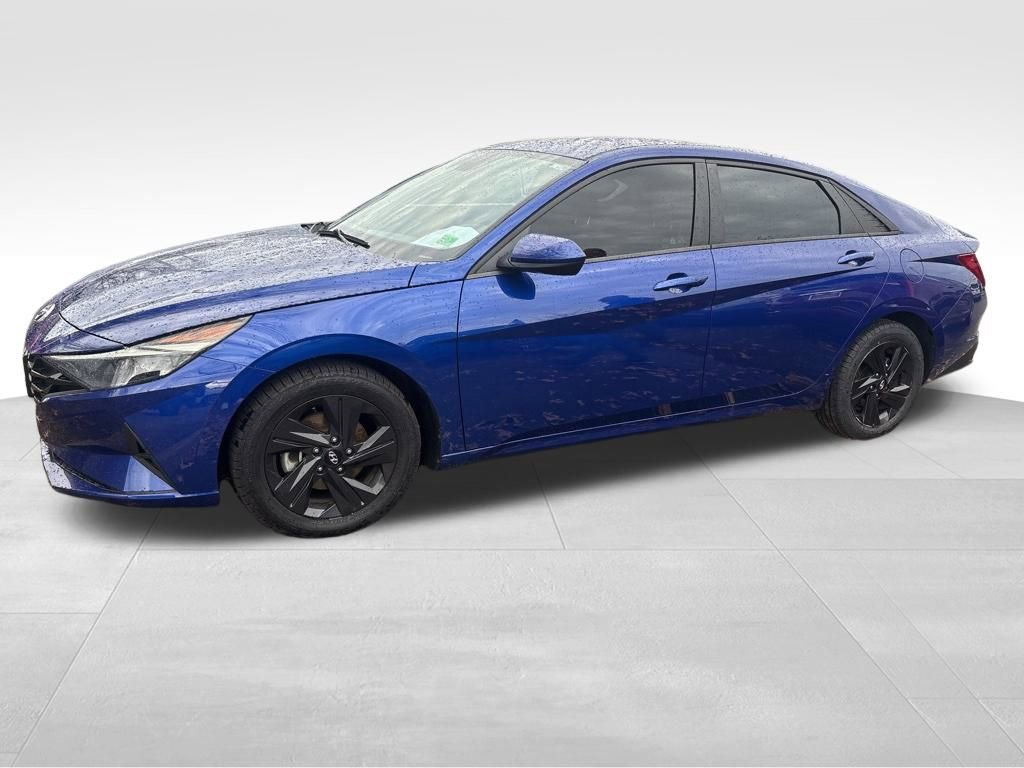 Used 2023 Hyundai Elantra SEL image 16
