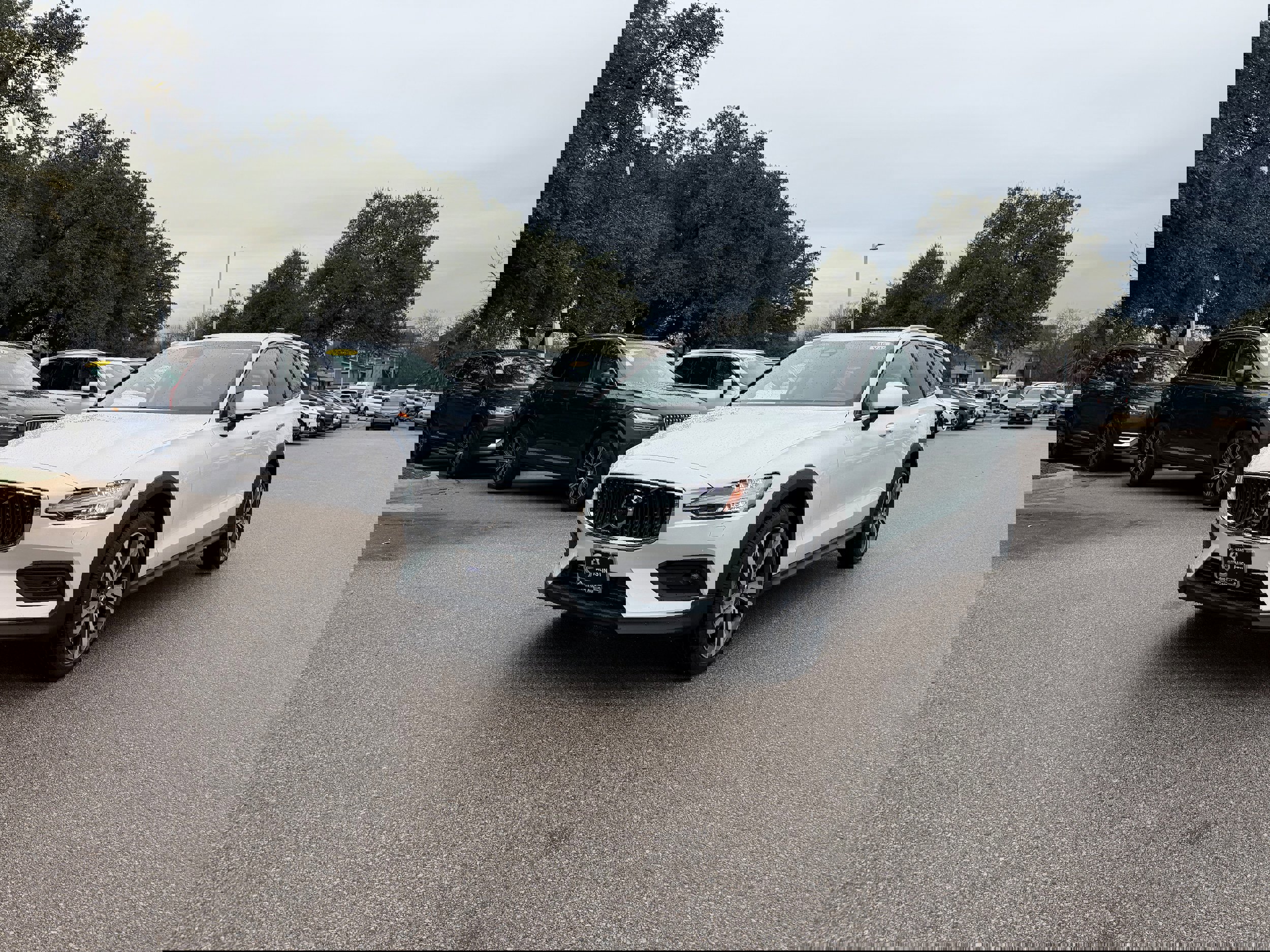 New 2026 Volvo V60 B5 Cross Country Plus w/ Protection Package Premier image 2