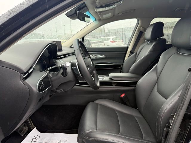 Used 2025 Genesis GV70 2.5T image 27