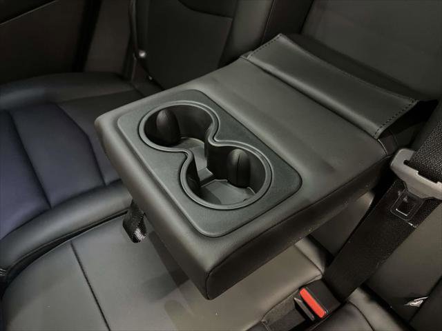Used 2023 Cadillac XT6 Sport w/ LPO, ONYX Package image 14