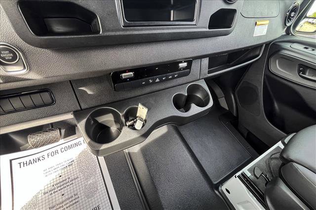 Used 2026 Mercedes-Benz Sprinter 2500 image 13