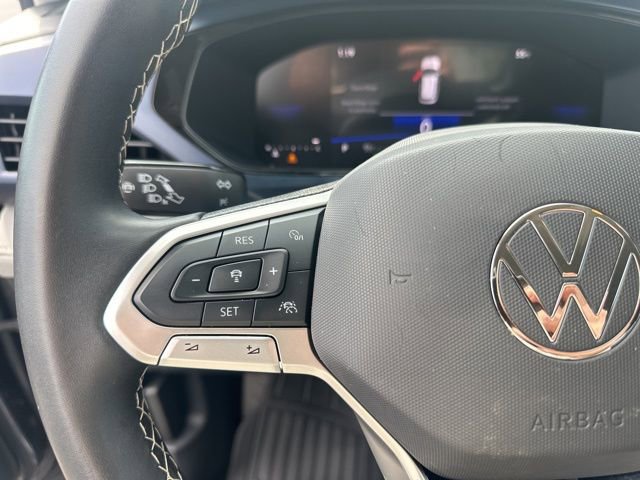 Used 2024 Volkswagen Taos SE image 15