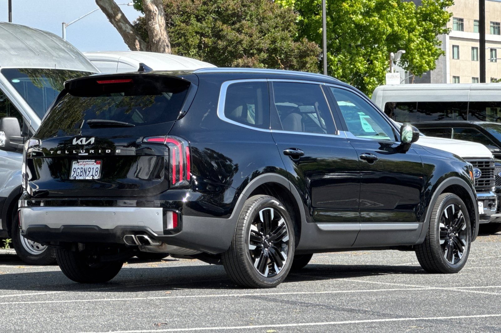 Used 2023 Kia Telluride SX FWD image 4