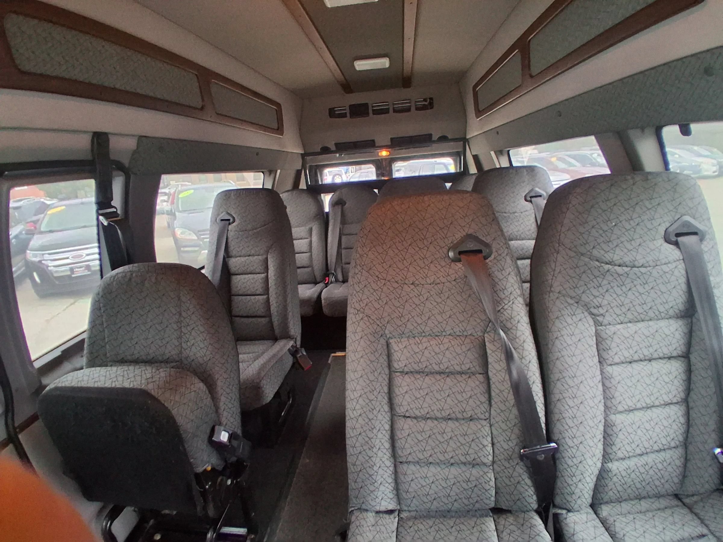 Used 2014 Ford E-250 and Econoline 250 Extended RWD image 15