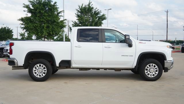 Used 2024 Chevrolet Silverado 2500 LT AWD/4WD image 10