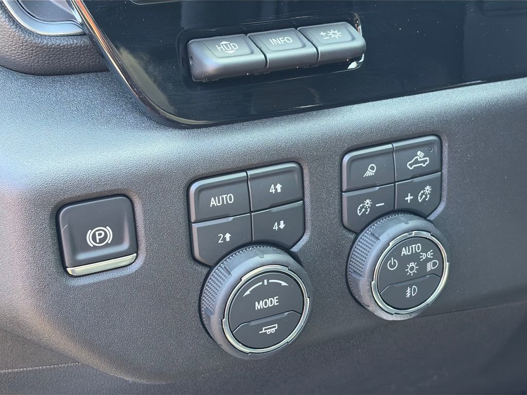 New 2026 Chevrolet Silverado 3500 LTZ w/ LTZ Plus Package AWD/4WD image 18