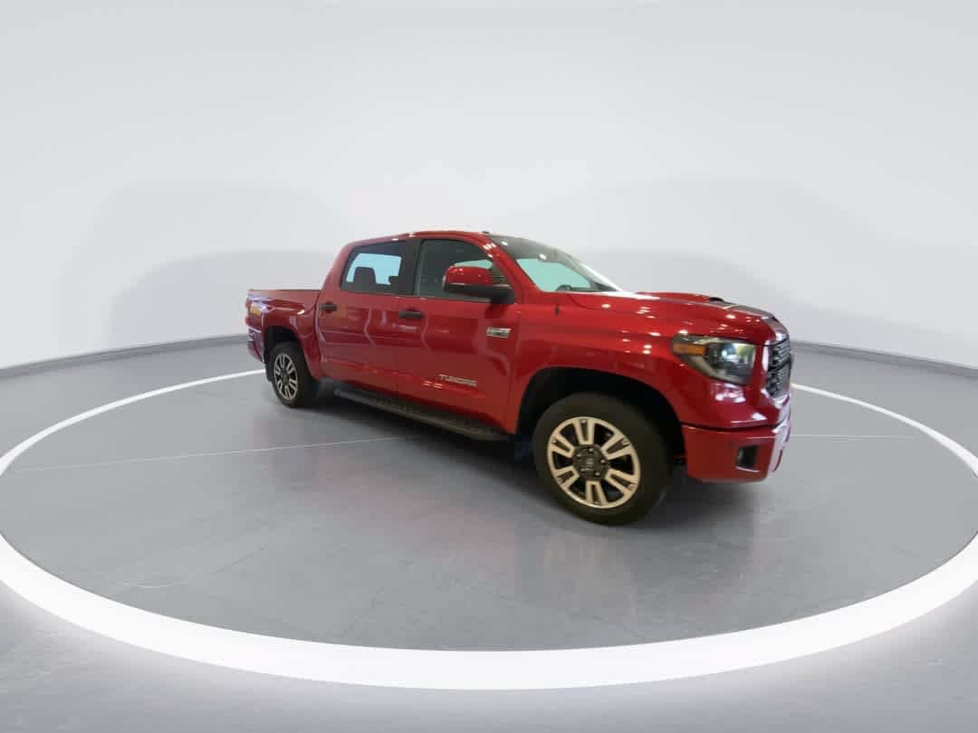 Used 2019 Toyota Tundra SR5 AWD/4WD image 2