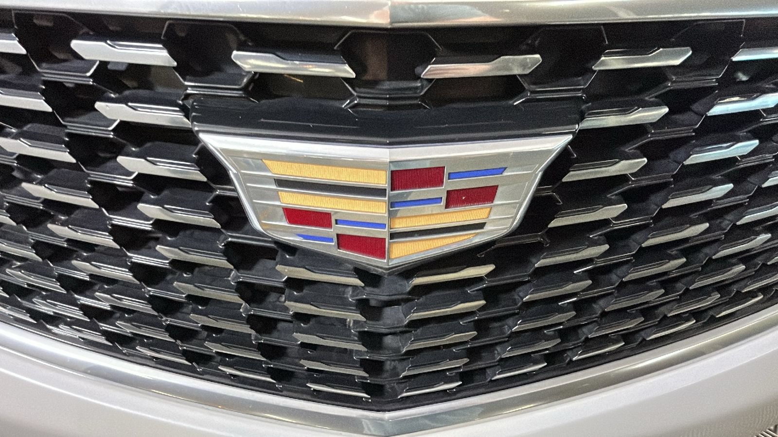 Used 2022 Cadillac XT5 Luxury AWD/4WD image 8