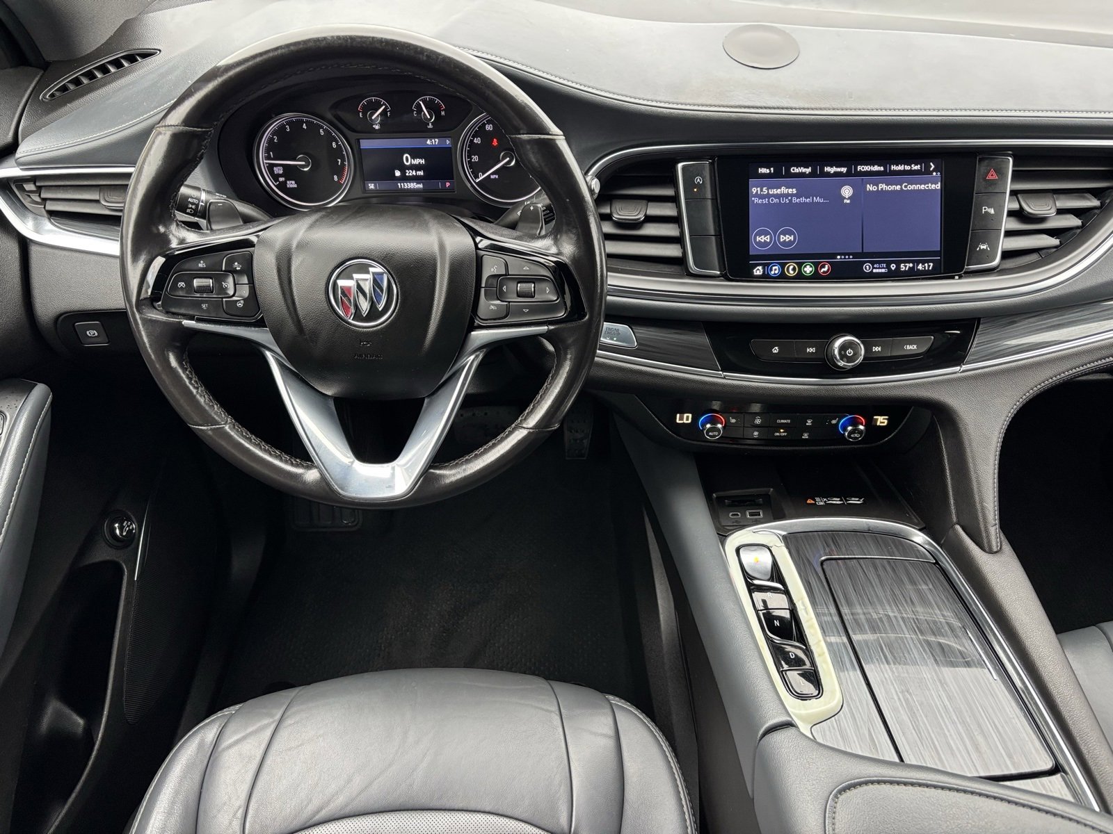 Used 2023 Buick Enclave Essence image 3