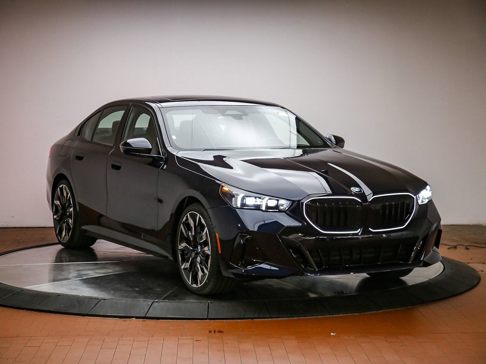 New 2027 BMW 530i RWD image 6
