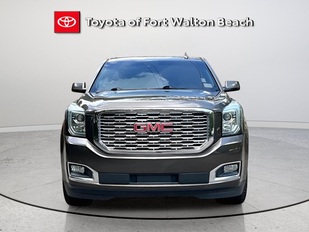 Used 2020 GMC Yukon Denali RWD image 3