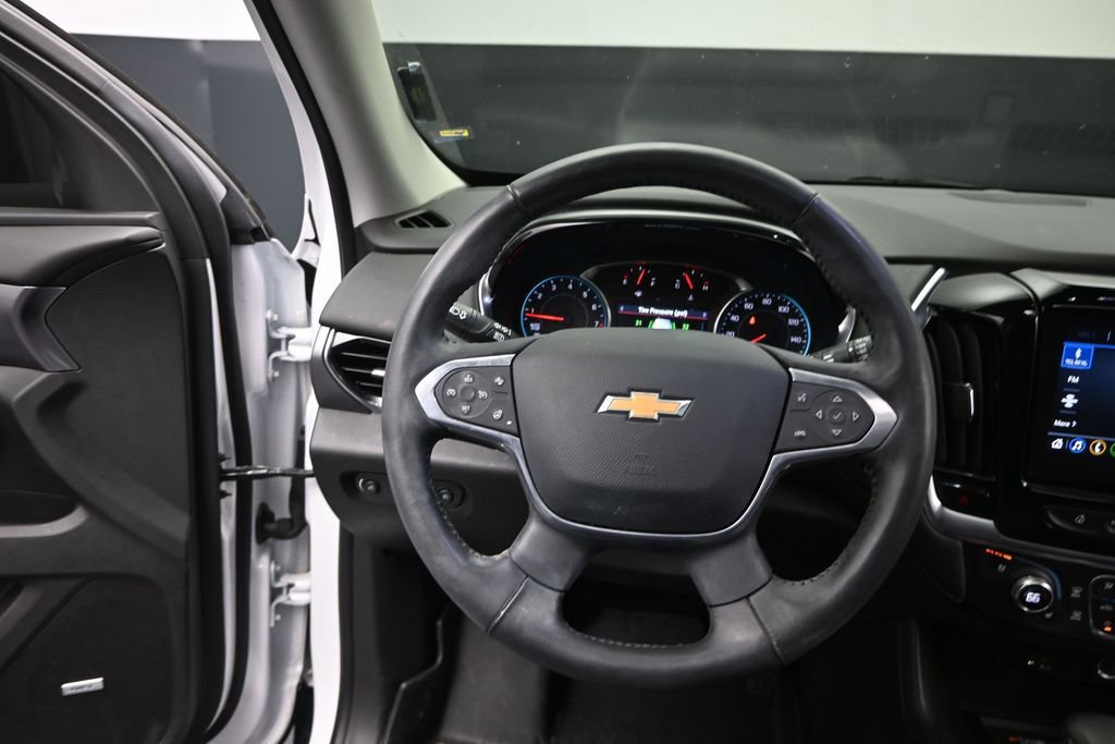 Used 2021 Chevrolet Traverse Premier w/ Redline Edition FWD image 15