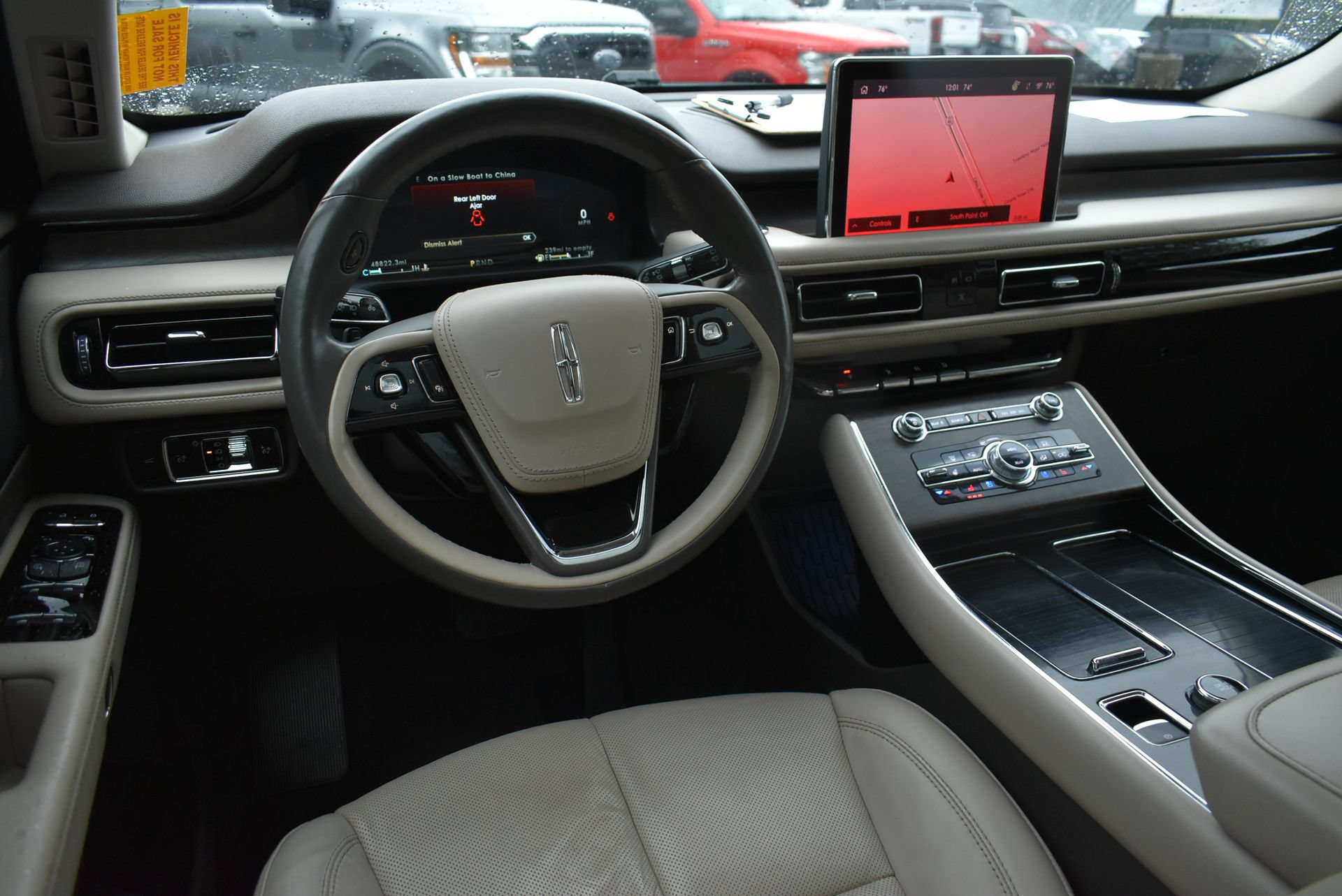 Used 2023 Lincoln Aviator Reserve w/ Equipment Group 201A AWD/4WD image 14