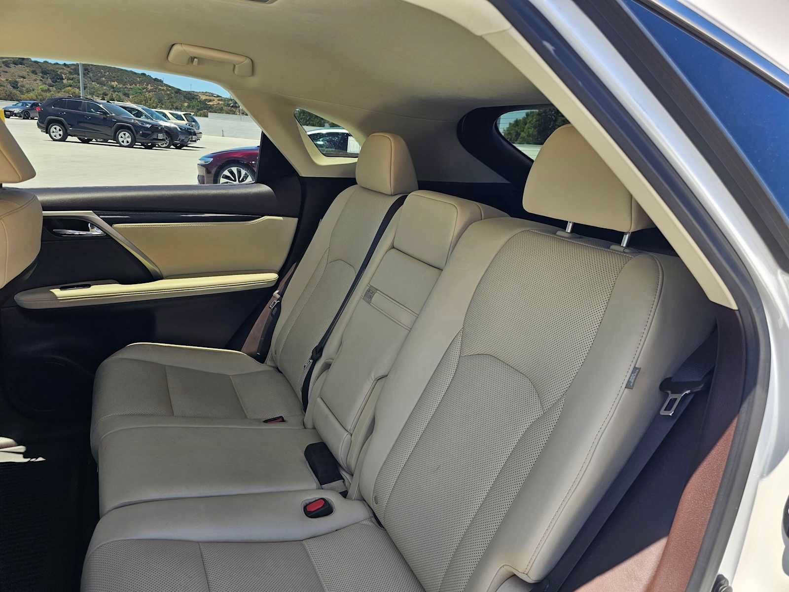 Used 2020 Lexus RX 350 FWD w/ Accessory Package image 17