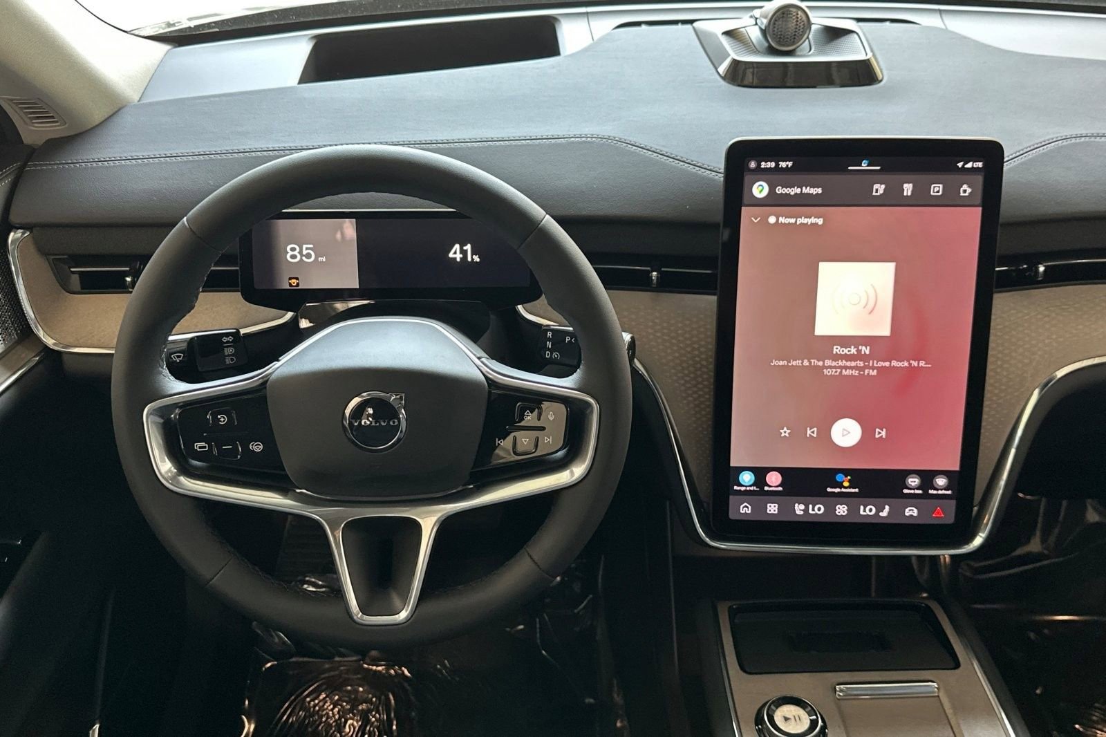 New 2025 Volvo EX90 Ultra AWD/4WD image 16