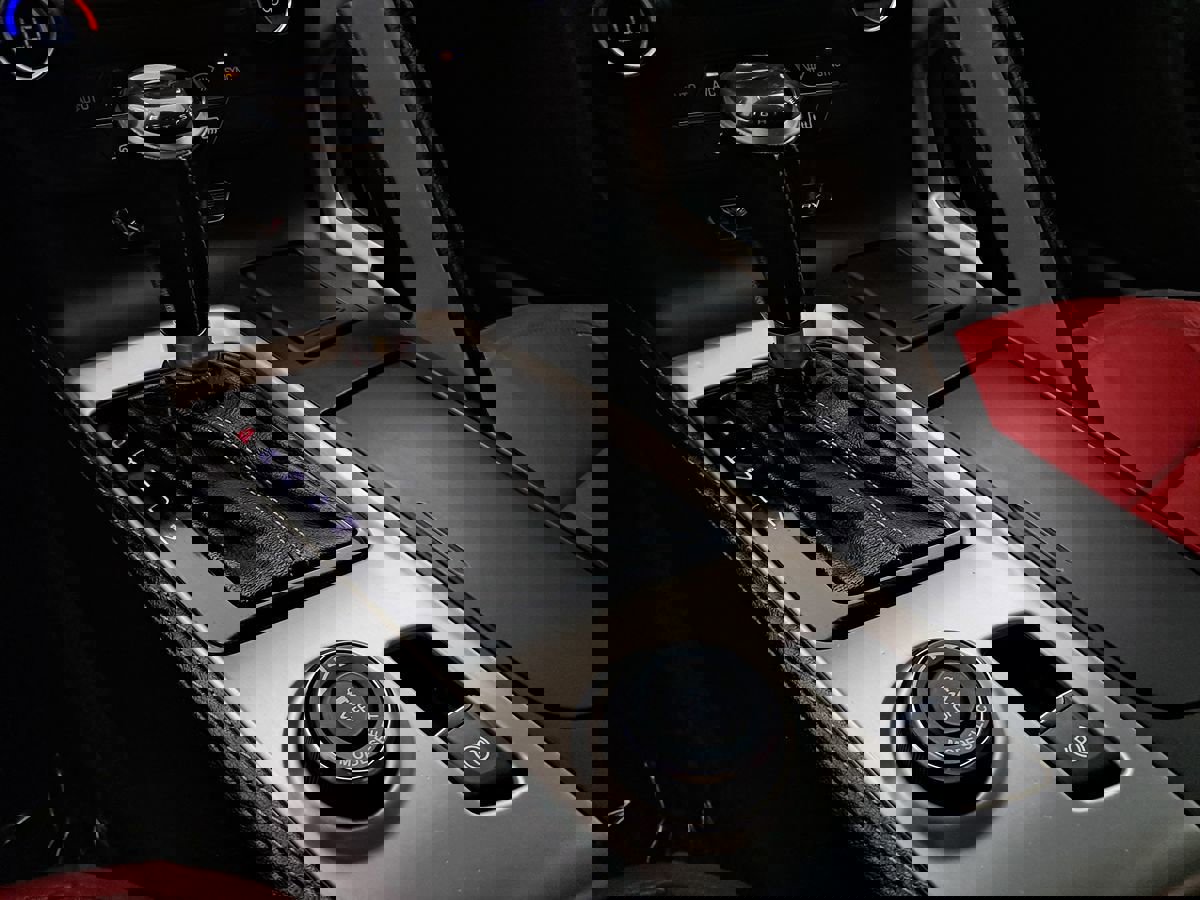 Used 2018 Chevrolet Corvette Stingray Convertible w/ 1LT image 18