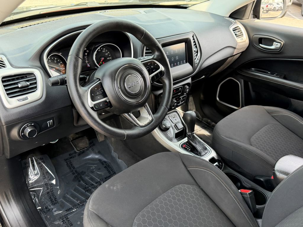 Used 2018 Jeep Compass Sport w/ Tech Group image 18